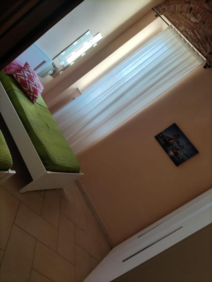 Appartamento Centro Citta Free Private Car Parking Livorno Buitenkant foto