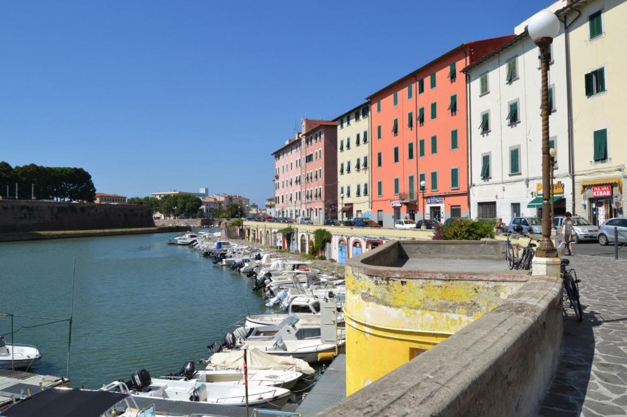 Appartamento Centro Citta Free Private Car Parking Livorno Buitenkant foto