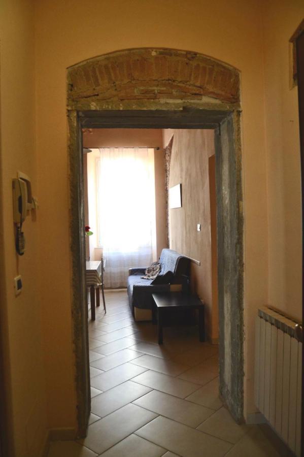 Appartamento Centro Citta Free Private Car Parking Livorno Buitenkant foto